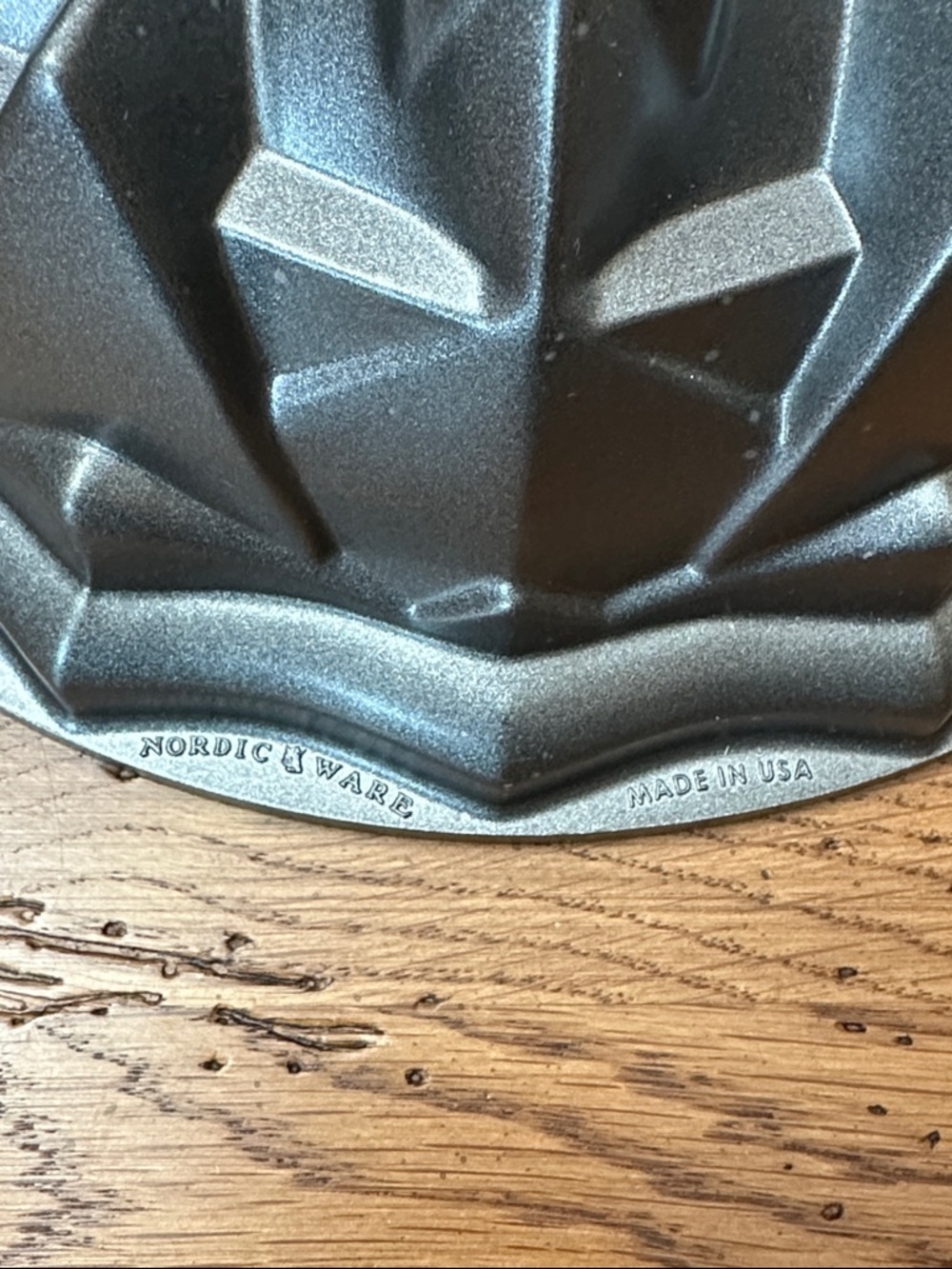 Nordic Ware American Star Bundt Pan - Picture 5 of 8